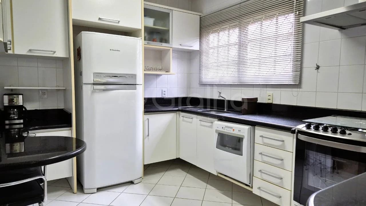Casa para venda com 3 dormitórios em Carianos com 130 m² — foto 4