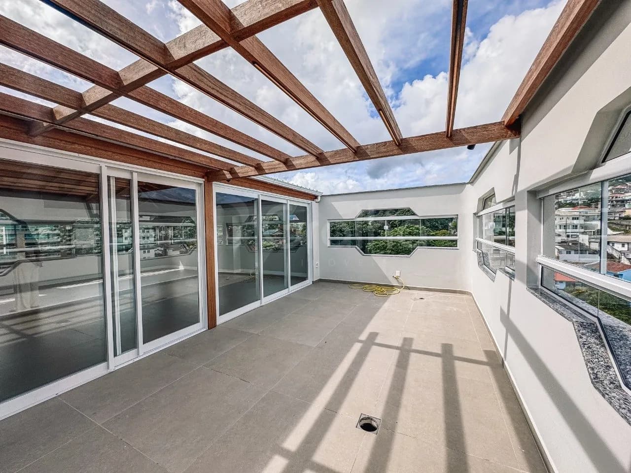 Cobertura para venda com 3 dormitórios em Agronômica com 238 m² — foto 3