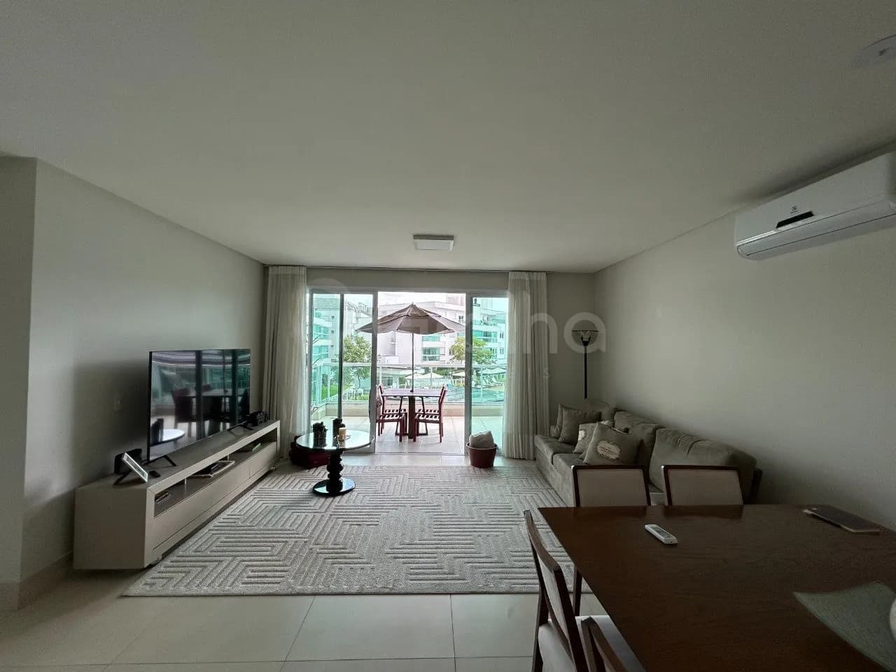 Apartamento garden para venda com 2 dormitórios em Jurerê com 102 m² — foto principal