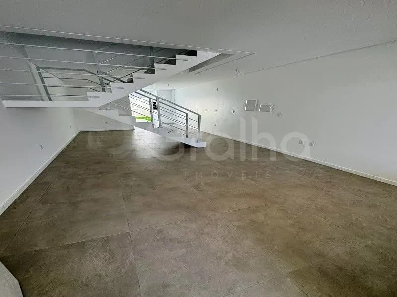 Casa para venda com 2 dormitórios em Ingleses Do Rio Vermelho com 131 m² — foto 2