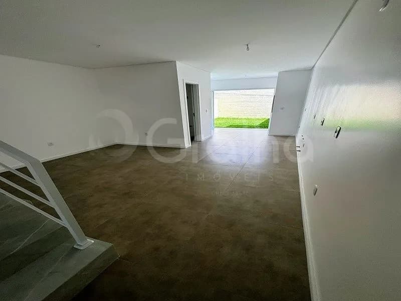 Casa para venda com 2 dormitórios em Ingleses Do Rio Vermelho com 131 m² — foto 3