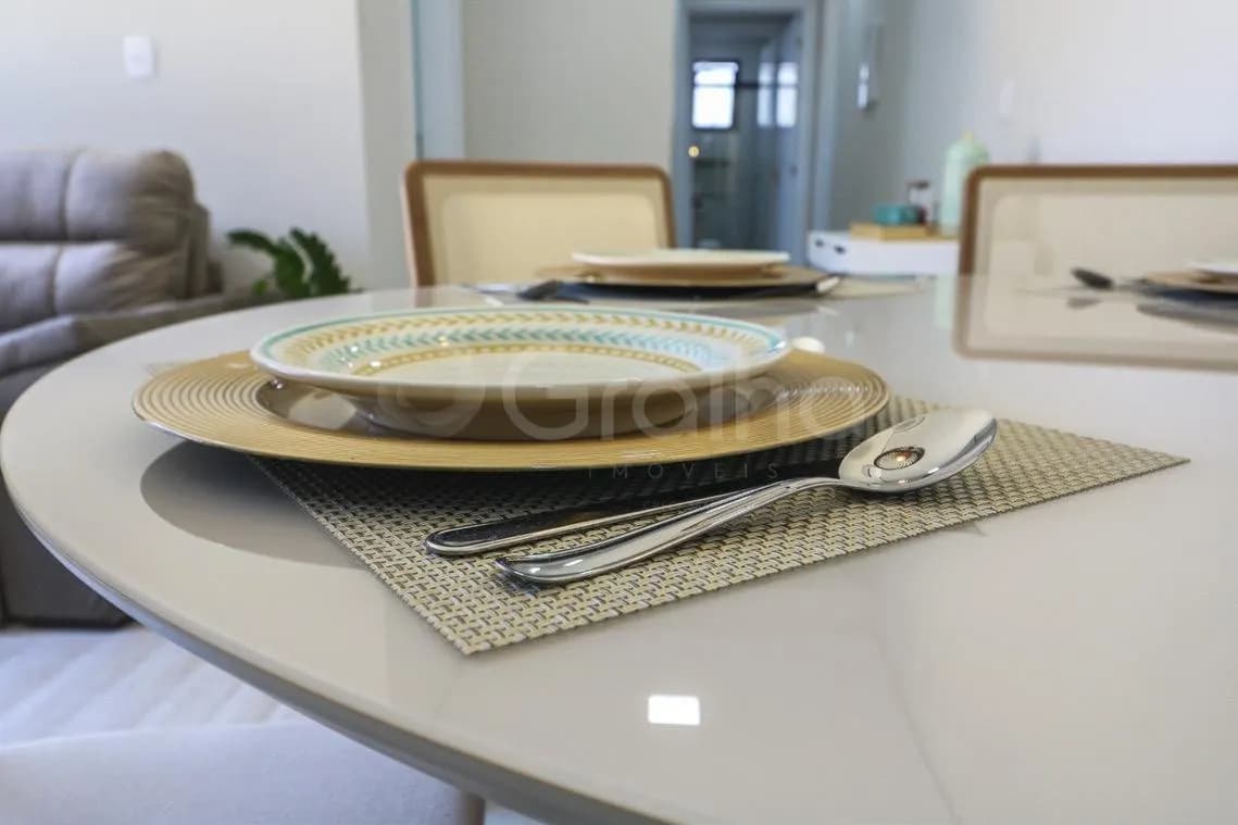 Apartamento para venda com 2 dormitórios em Santinho com 63 m² — foto 3