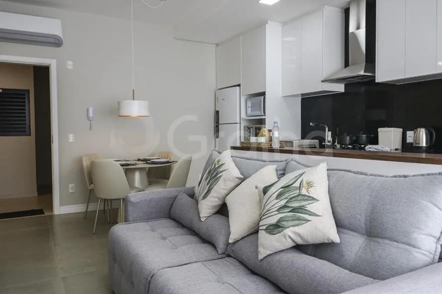Apartamento para venda com 2 dormitórios em Ingleses com 71 m²