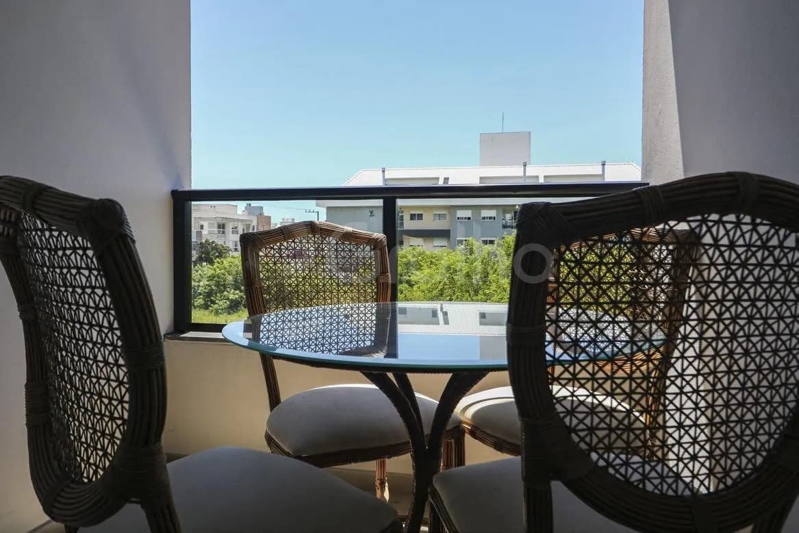 Apartamento para venda com 2 dormitórios em Ingleses com 71 m² — foto 4