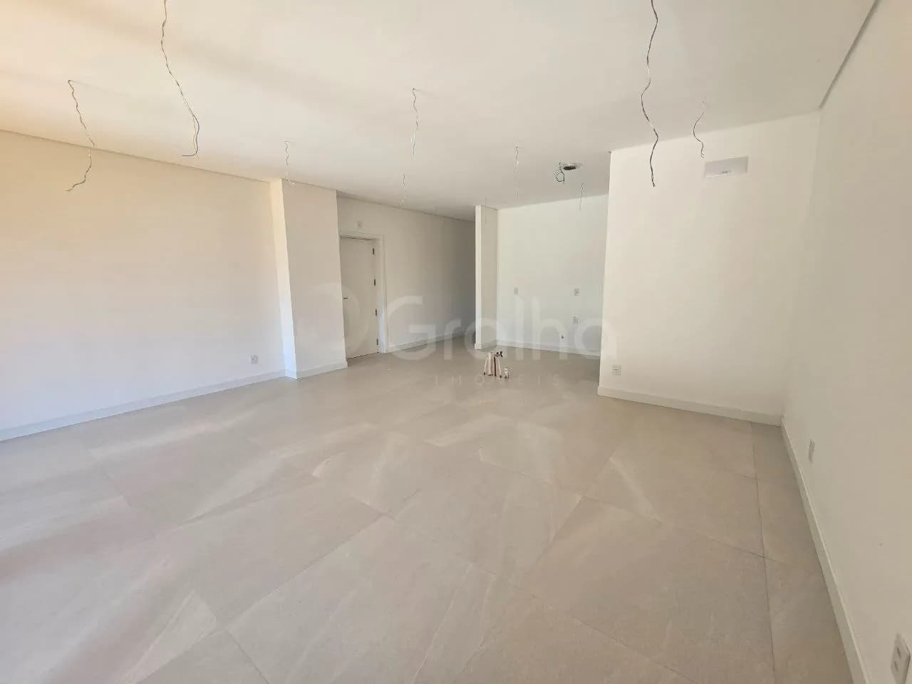 Apartamento para venda com 2 dormitórios em Cacupé com 142 m² — foto 4