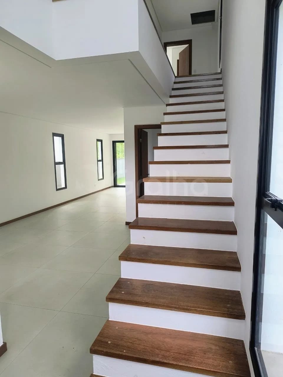 Casa para venda com 3 dormitórios em Ribeirão da Ilha com 165 m² — foto 5