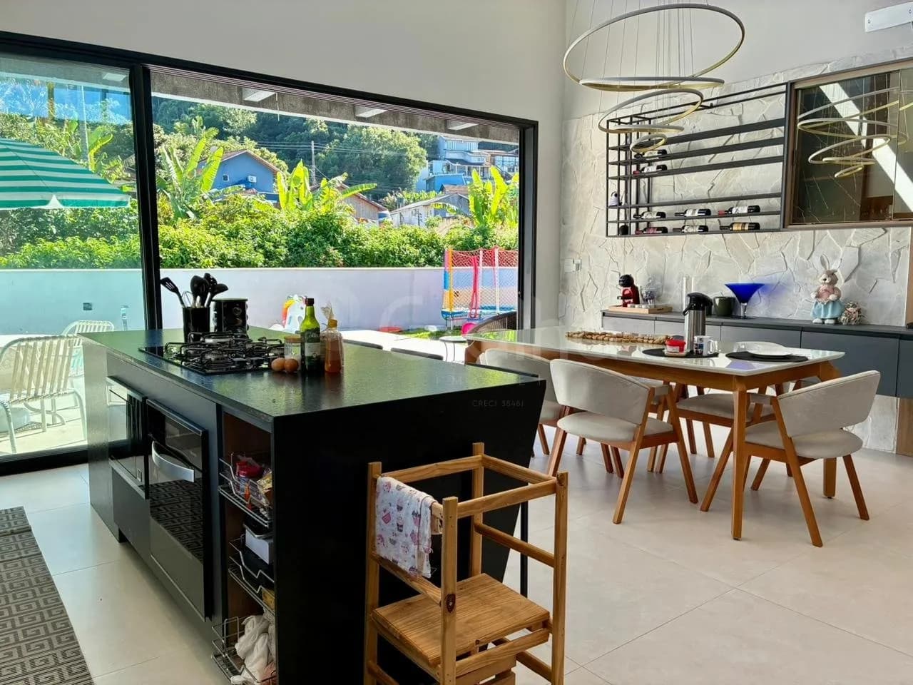 Casa para venda com 3 dormitórios em Canasvieiras com 205 m² — foto 3