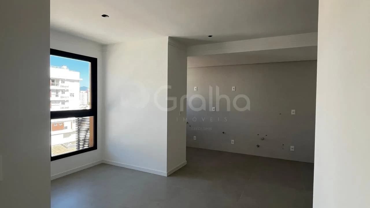 Apartamento para venda com 2 dormitórios em Centro com 69 m² — foto principal