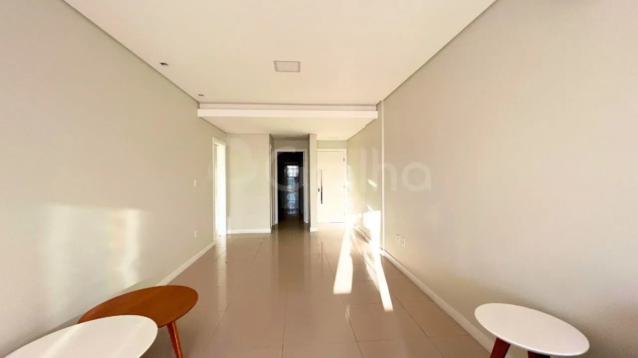 Apartamento para venda com 3 dormitórios em Centro com 124 m² — foto 4