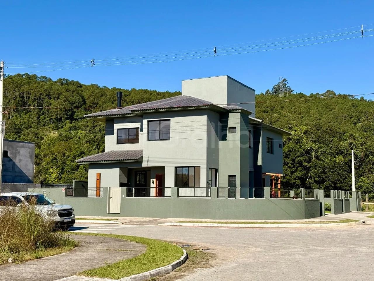 Casa para venda com 3 dormitórios em Canasvieiras com 165 m² — foto principal