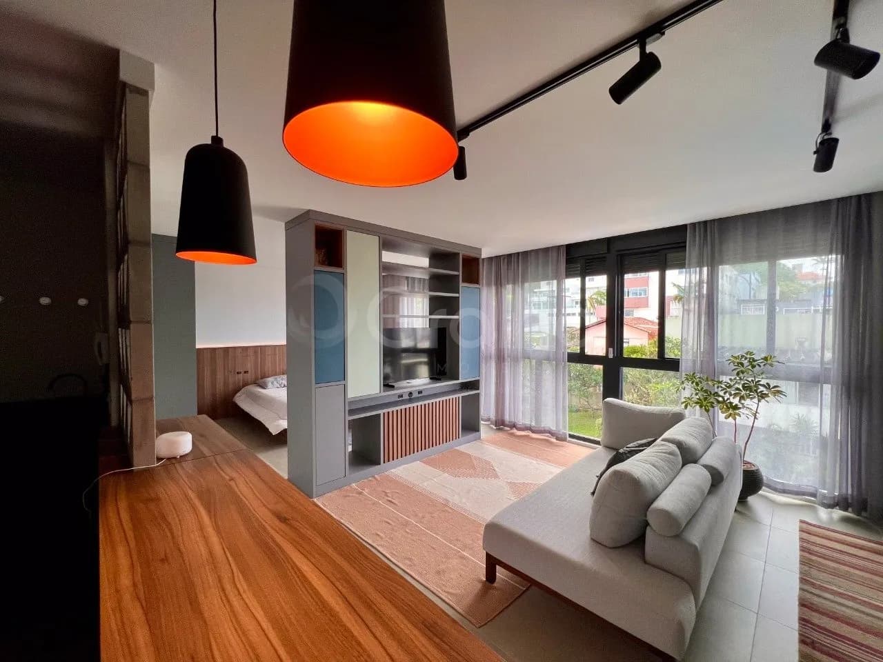 Apartamento para venda com 1 dormitório, em Coqueiros com 55 m² — foto 4