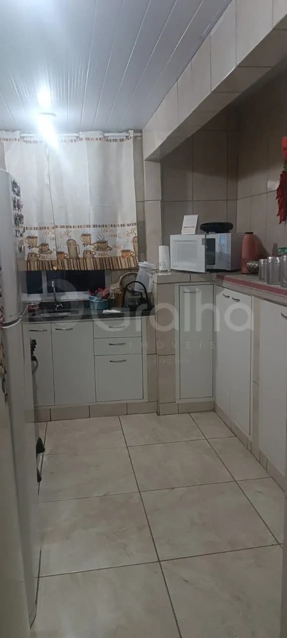 Casa para venda com 2 dormitórios em MONTE VERDE com 80 m² — foto 2