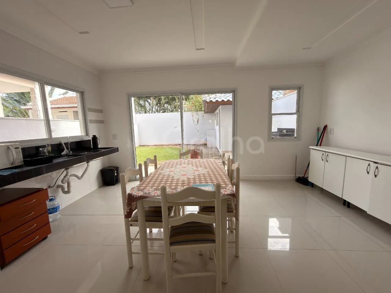 Casa para venda com 3 dormitórios em Campeche com 203 m² — foto 3