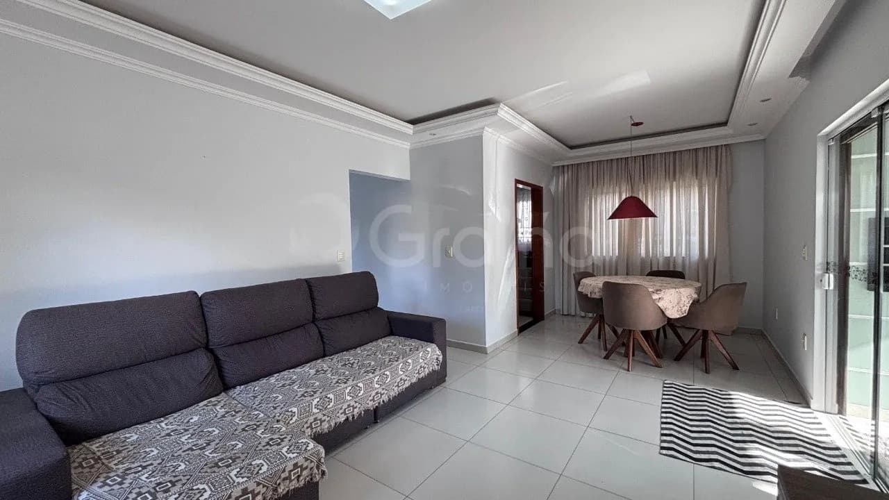 Casa para venda com 3 dormitórios em Campeche com 130 m² — foto principal