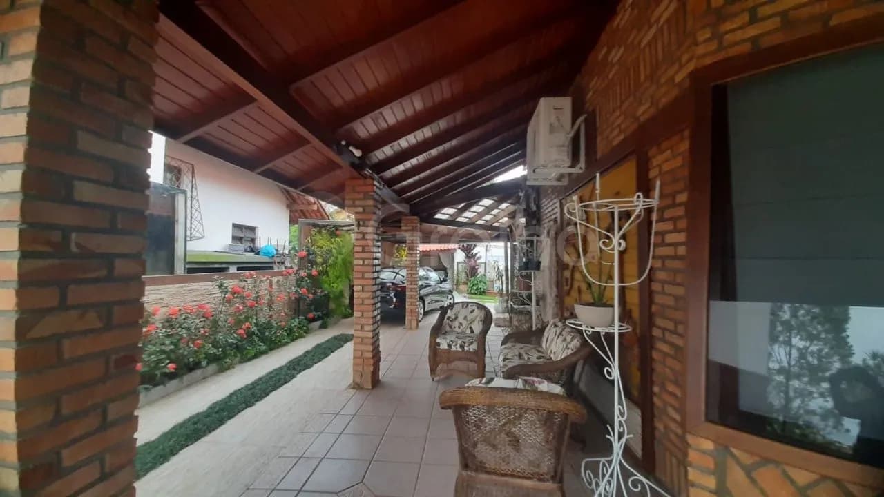 Casa para venda com 3 dormitórios em Jurerê com 280 m² — foto 2