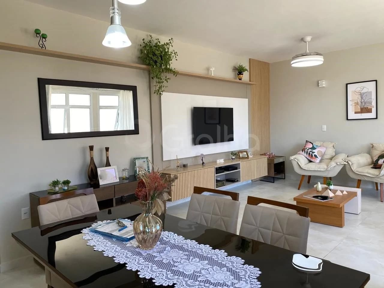 Casa para venda com 4 dormitórios em Santa Mônica com 197 m² — foto 2