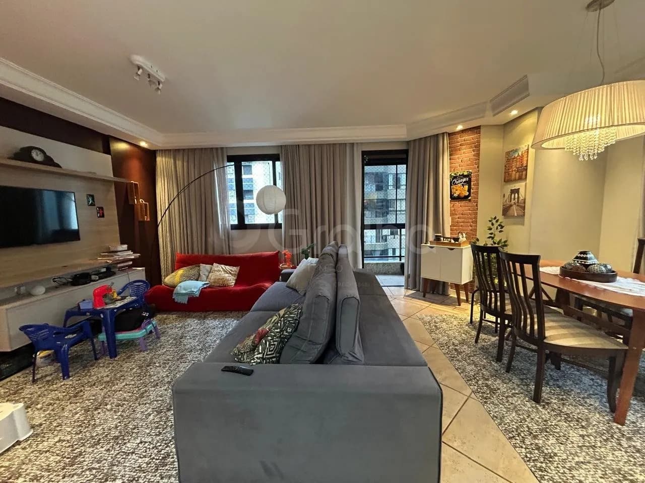 Apartamento para venda com 3 dormitórios em Centro com 120 m² — foto principal