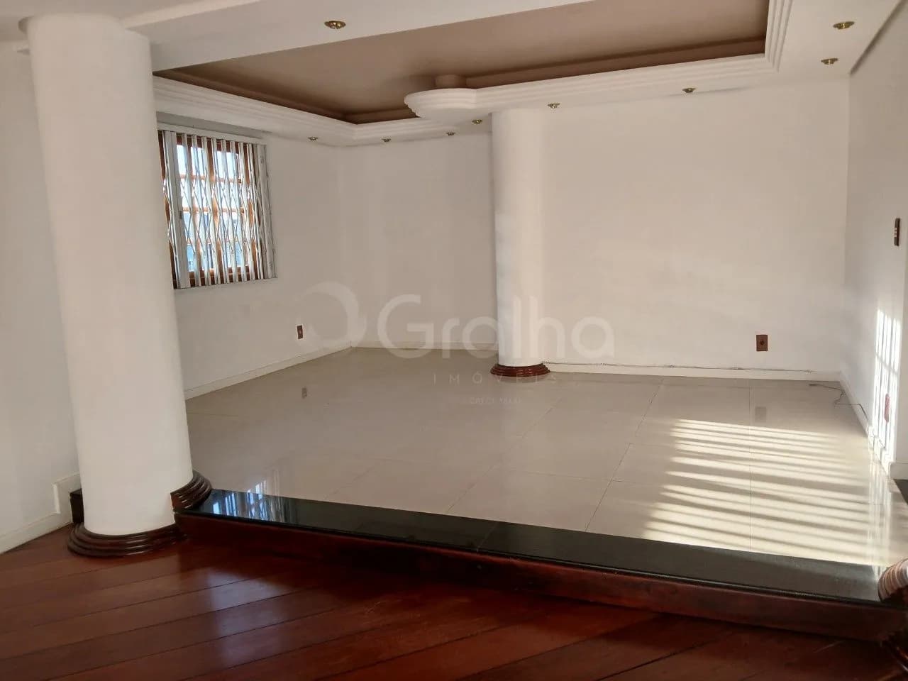Casa de condomínio para venda com 5 dormitórios em Côrrego Grande com 285 m² — foto 3