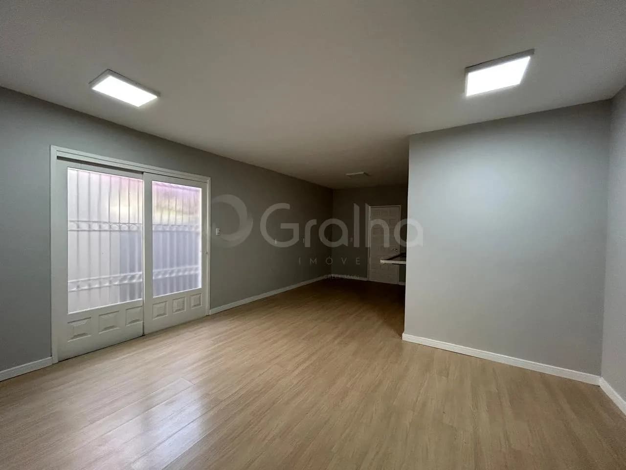 Casa comercial para venda em Santa Mônica com 270 m² — foto principal