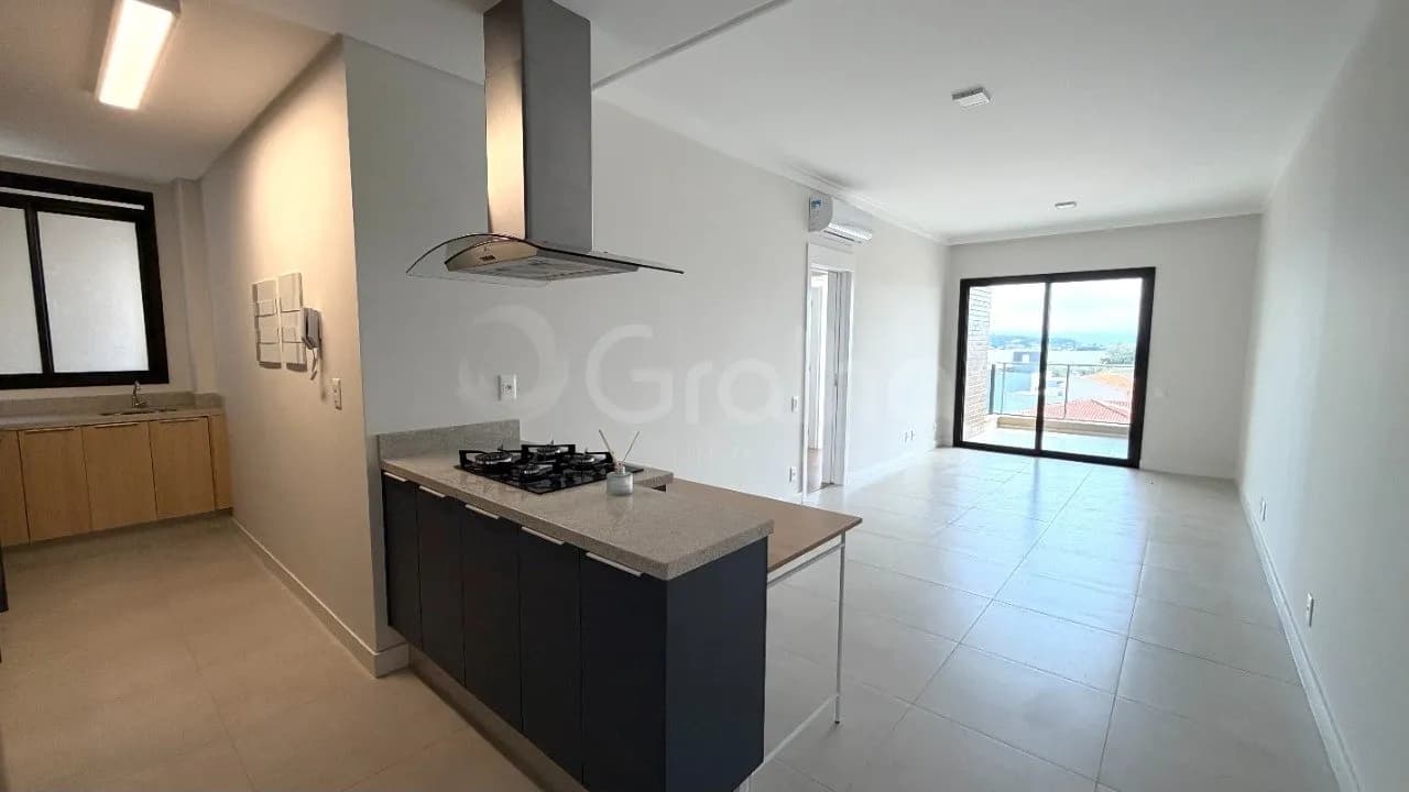 Apartamento para venda com 2 dormitórios em Abraão com 76 m² — foto principal