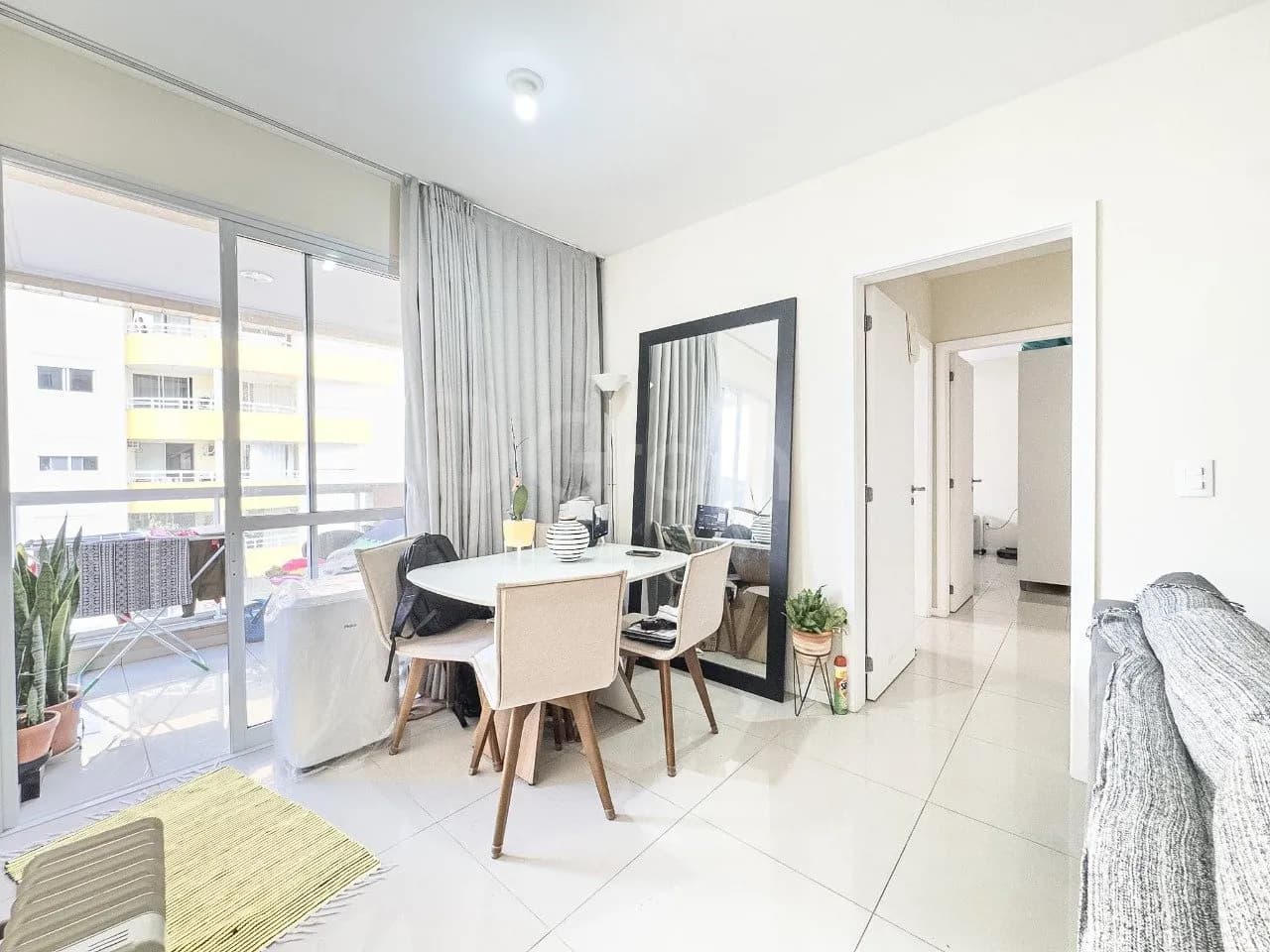 Apartamento para venda com 2 dormitórios em Trindade com 67 m² — foto 2