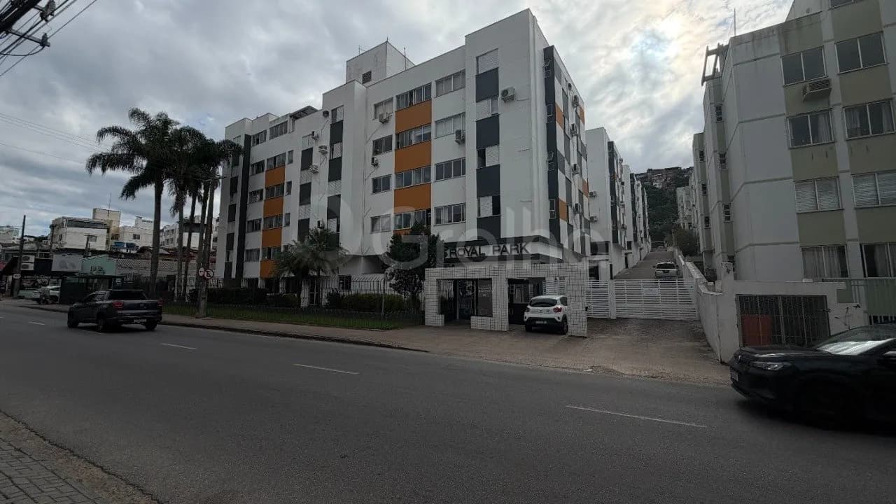 Apartamento para venda com 1 dormitório, em Carvoeira com 41 m² — foto 3