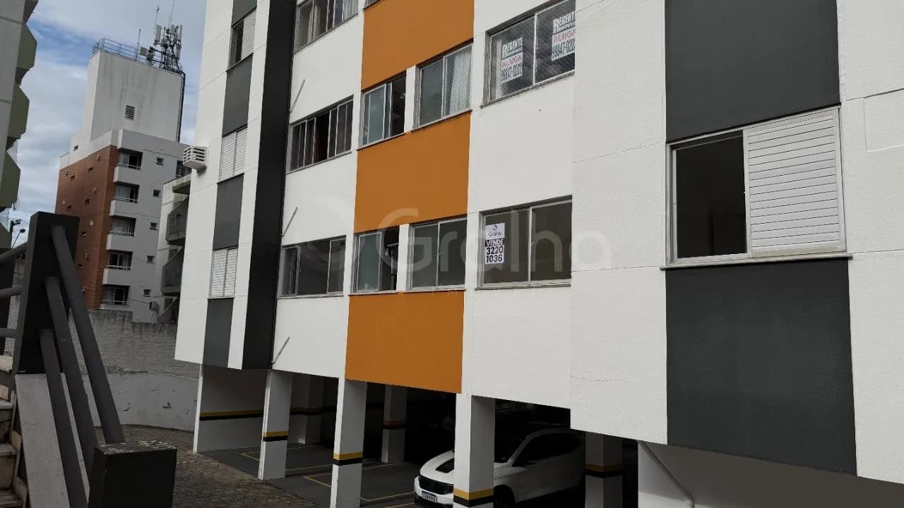 Apartamento para venda com 1 dormitório, em Carvoeira com 41 m² — foto 4
