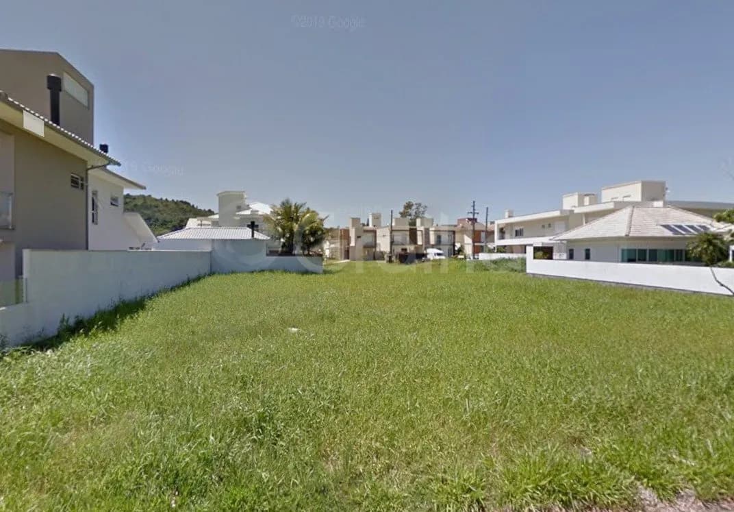 Terreno para venda em Cachoeira Do Bom Jesus com 450 m² — foto principal