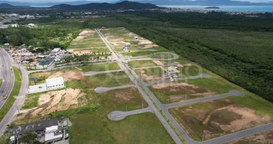 Terreno para venda em Vargem Grande com 459 m² — foto principal