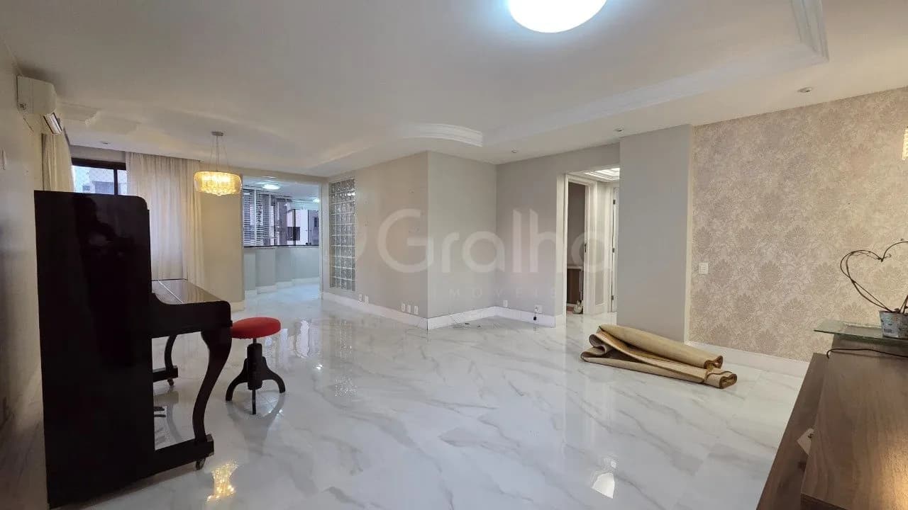 Apartamento para venda com 3 dormitórios em Centro com 150 m² — foto 2