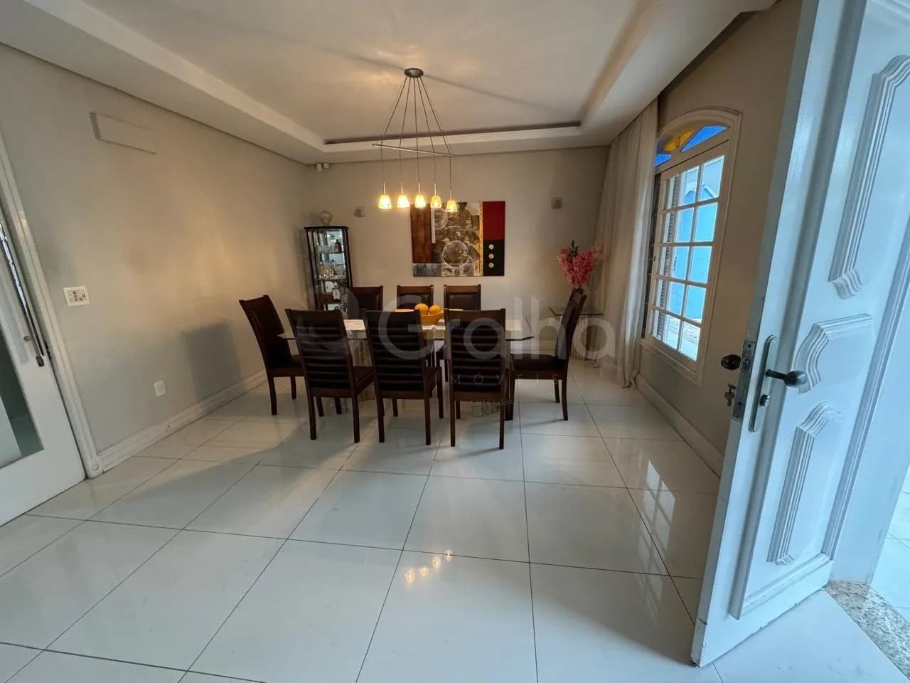 Casa para venda com 5 dormitórios em Coqueiros com 340 m² — foto 4
