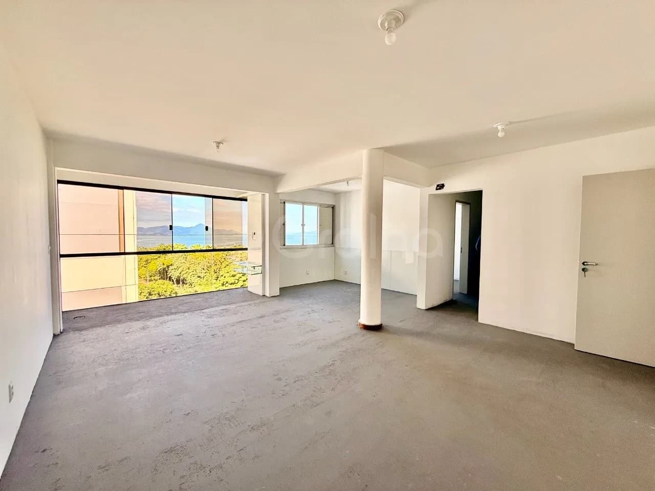 Apartamento para venda com 3 dormitórios em Centro com 96 m² — foto principal