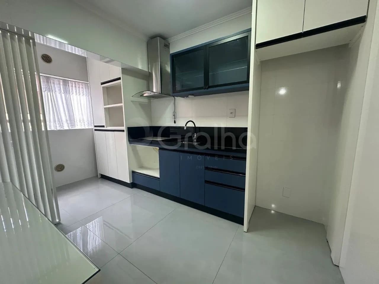 Apartamento para venda com 2 dormitórios em Kobrasol com 55 m² — foto 3