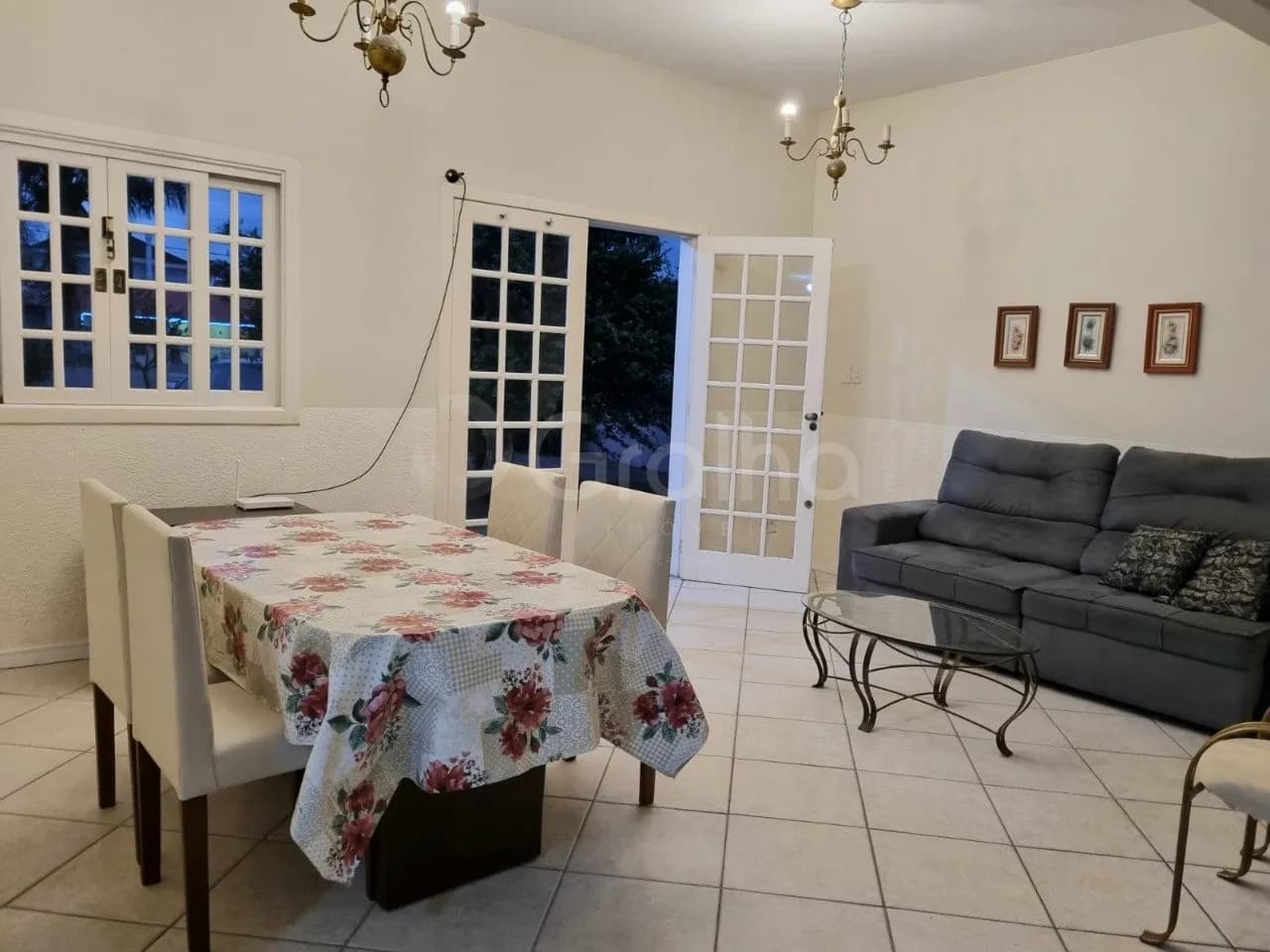 Casa para venda com 4 dormitórios em Daniela com 148 m² — foto principal