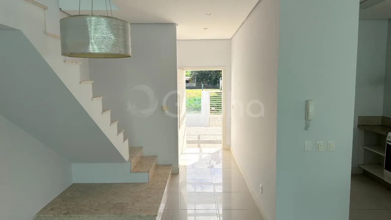 Casa para venda com 3 dormitórios em Santa Mônica com 183 m² — foto 3