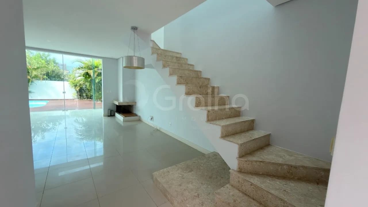 Casa para venda com 3 dormitórios em Santa Mônica com 183 m² — foto 4