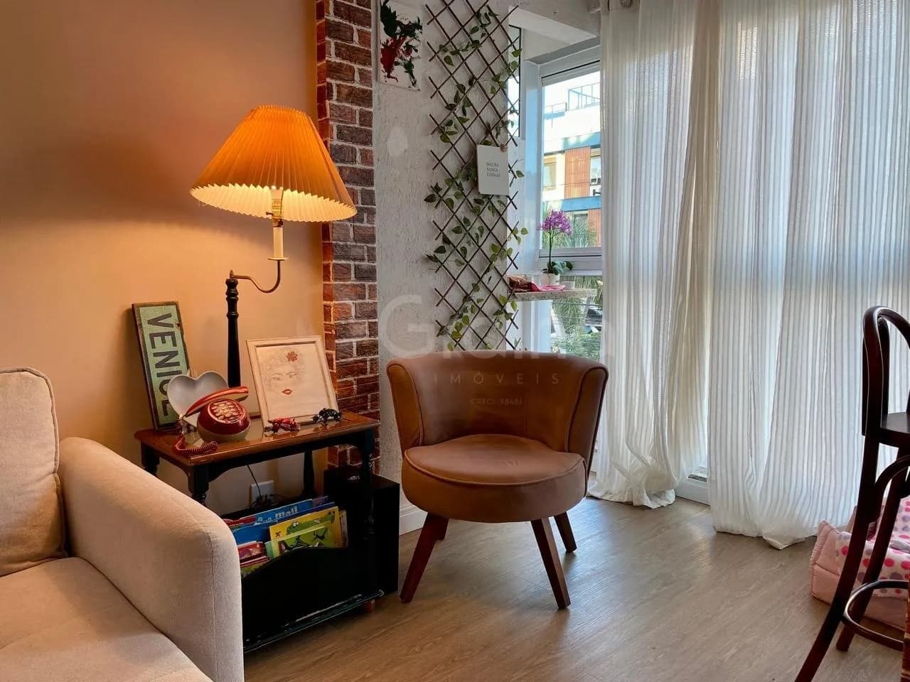 Apartamento para venda com 2 dormitórios em Campeche com 58 m² — foto 2