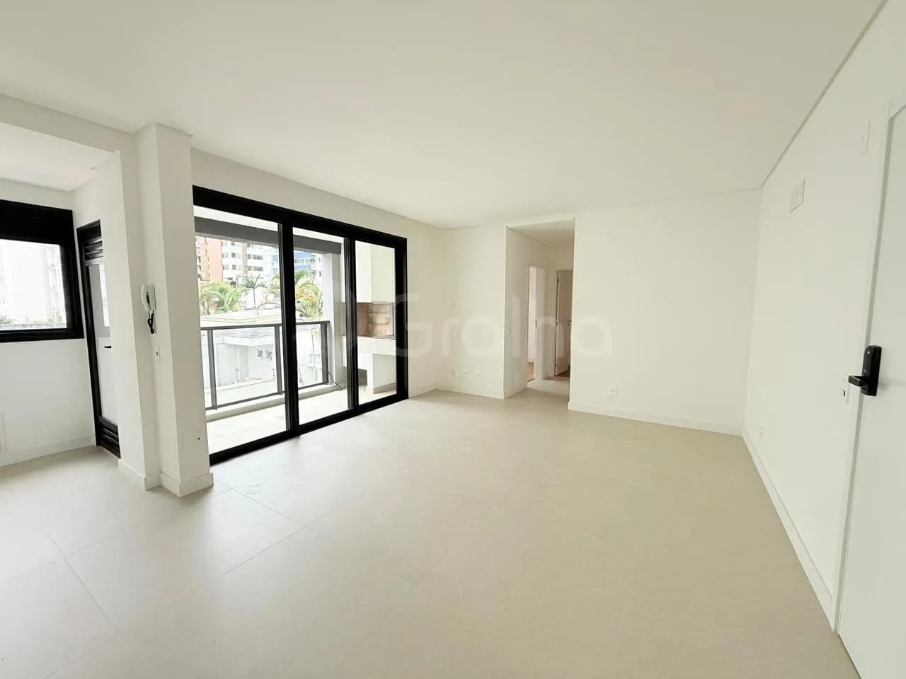 Apartamento para venda com 2 dormitórios em Centro com 73 m² — foto principal