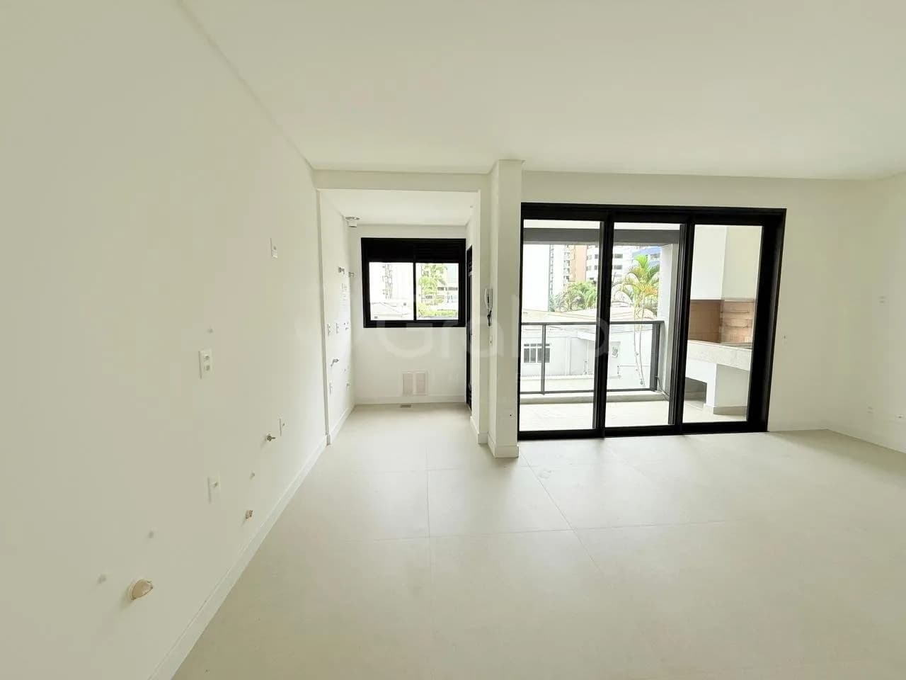 Apartamento para venda com 2 dormitórios em Centro com 73 m² — foto 2