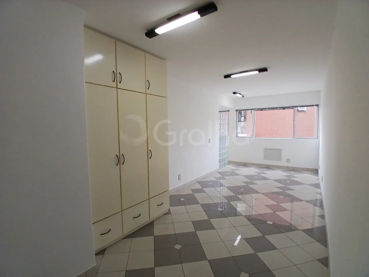 Sala comercial para venda em Trindade com 29 m² — foto 2