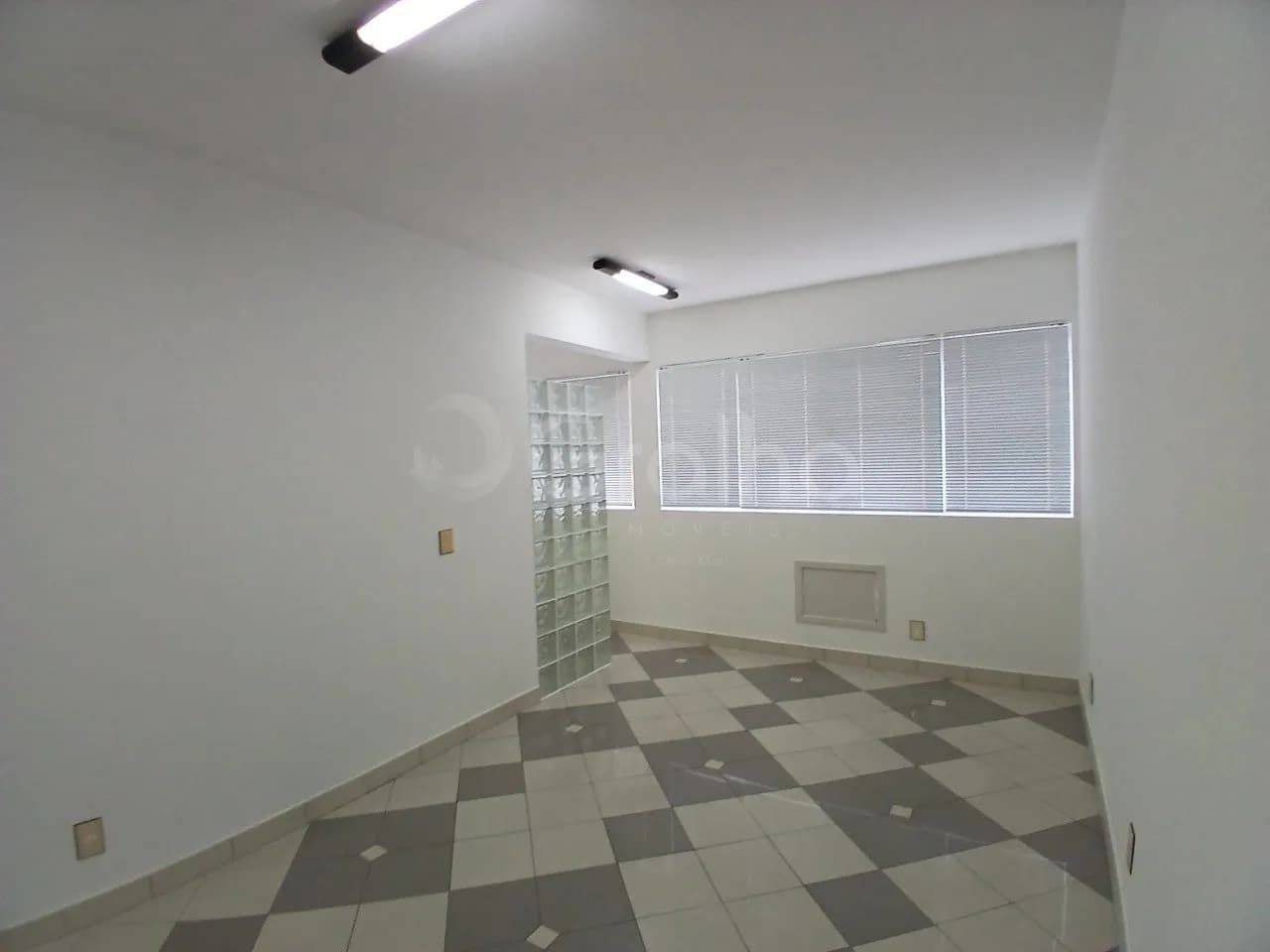 Sala comercial para venda em Trindade com 29 m² — foto 5