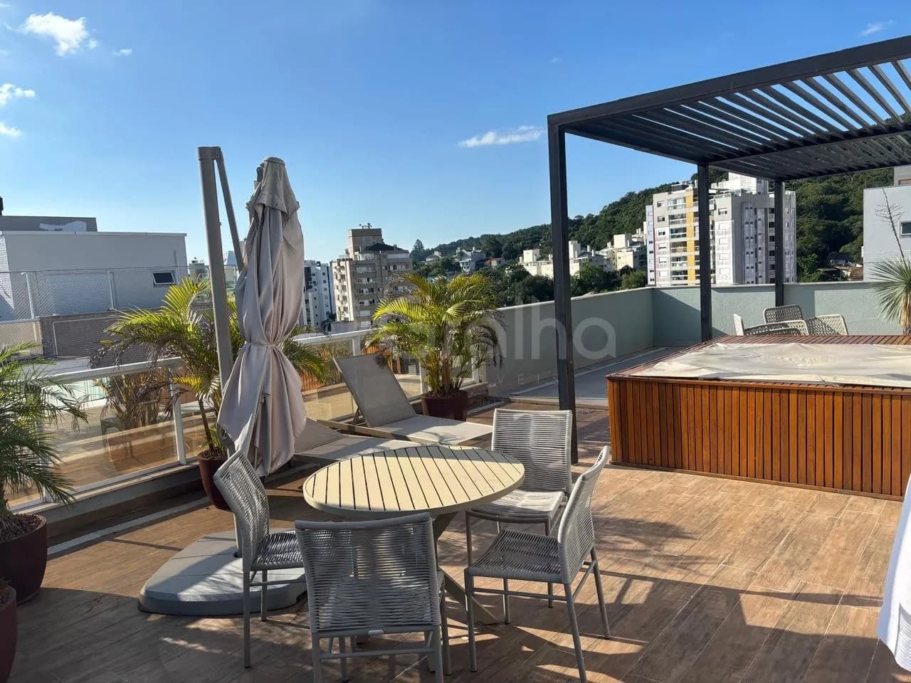 Cobertura para venda com 3 dormitórios em Itacorubi com 188 m² — foto 3