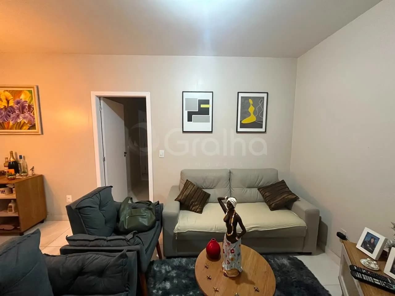 Apartamento para venda com 3 dormitórios em Centro com 72 m² — foto principal