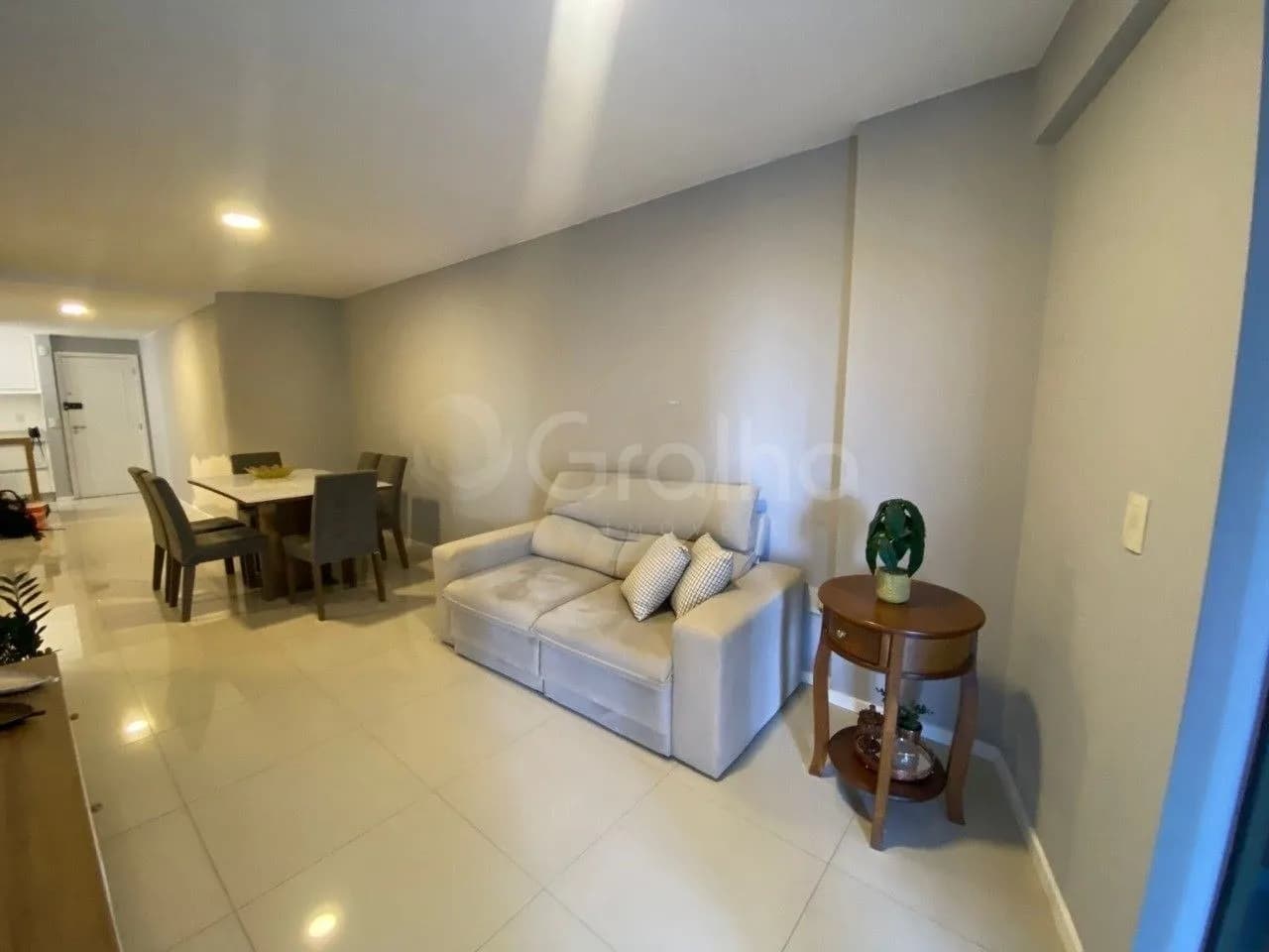 Apartamento para venda com 2 dormitórios em Agronômica com 82 m² — foto 3
