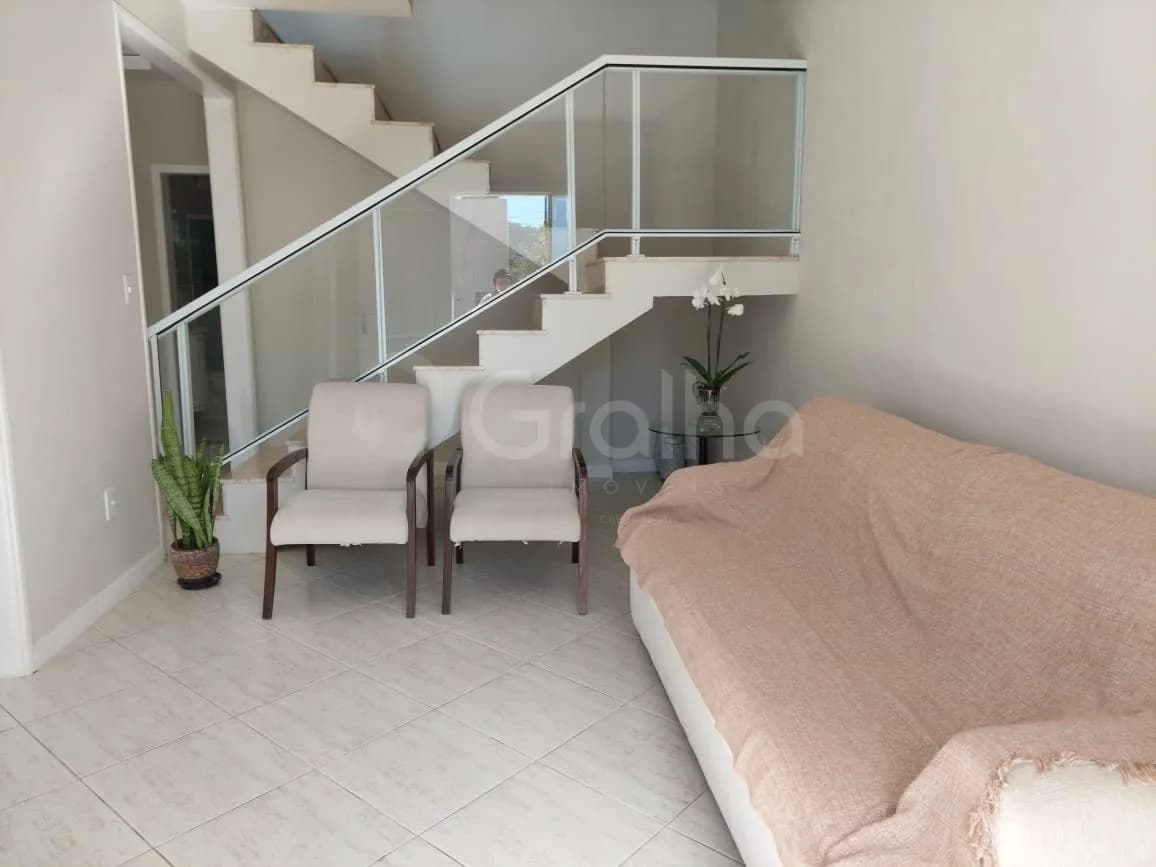 Casa para venda com 10 dormitórios em Cachoeira Do Bom Jesus com 707 m² — foto principal
