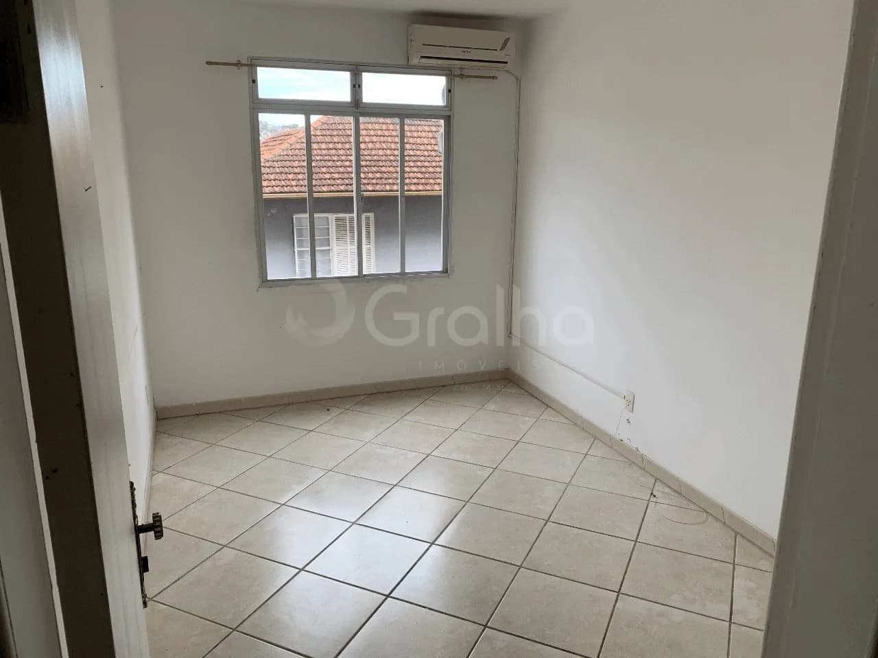 Apartamento para venda com 3 dormitórios em Centro com 64 m² — foto principal