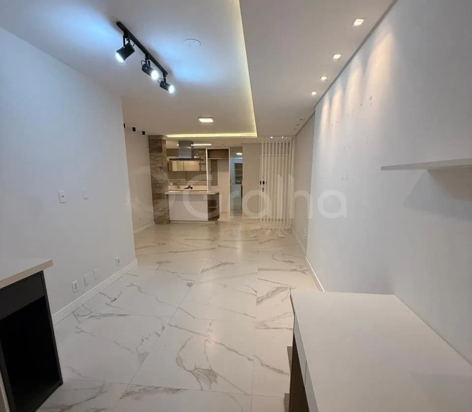 Apartamento para venda com 2 dormitórios em Coqueiros com 81 m² — foto principal