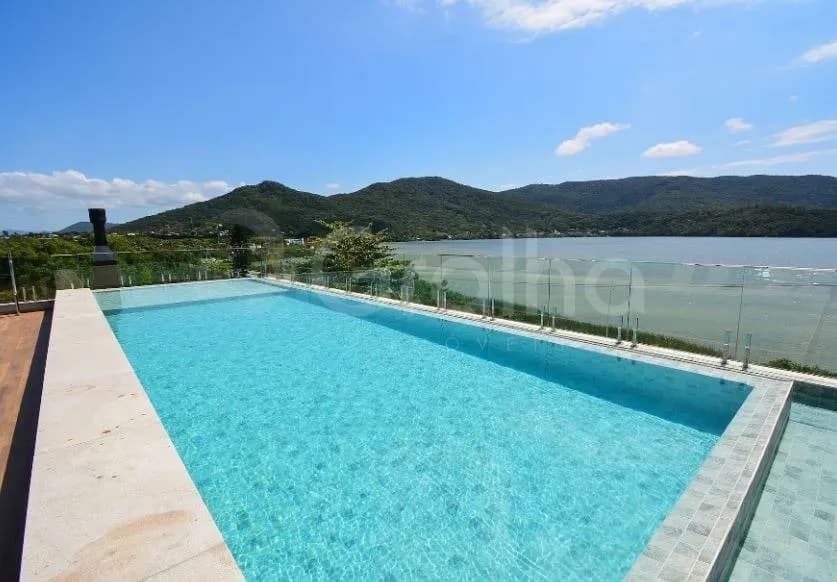 Loft para venda com 1 dormitório, em Lagoa Da Conceição com 76 m² — foto principal