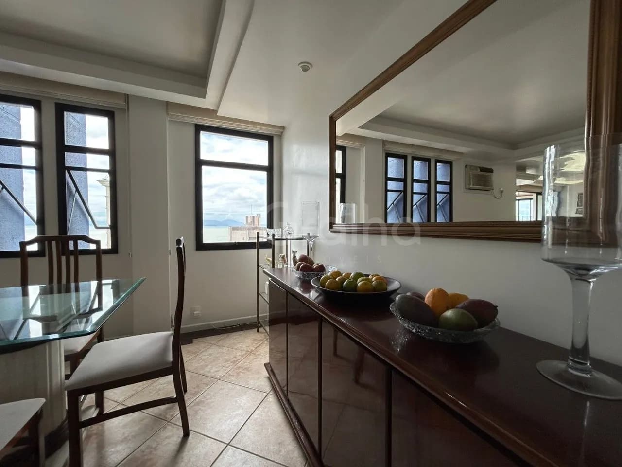 Apartamento para venda com 3 dormitórios em Agronômica com 197 m² — foto 4