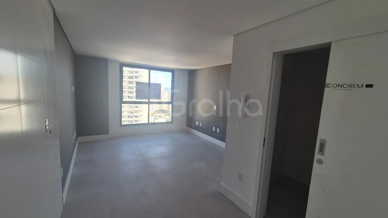 Apartamento para venda com 1 dormitório, em Centro com 25 m² — foto 4